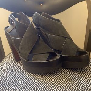 Nearly New Rag & Bone Black Suede Strappy Heels 8
